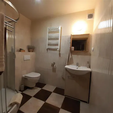 Za Kinem Διαμέρισμα *